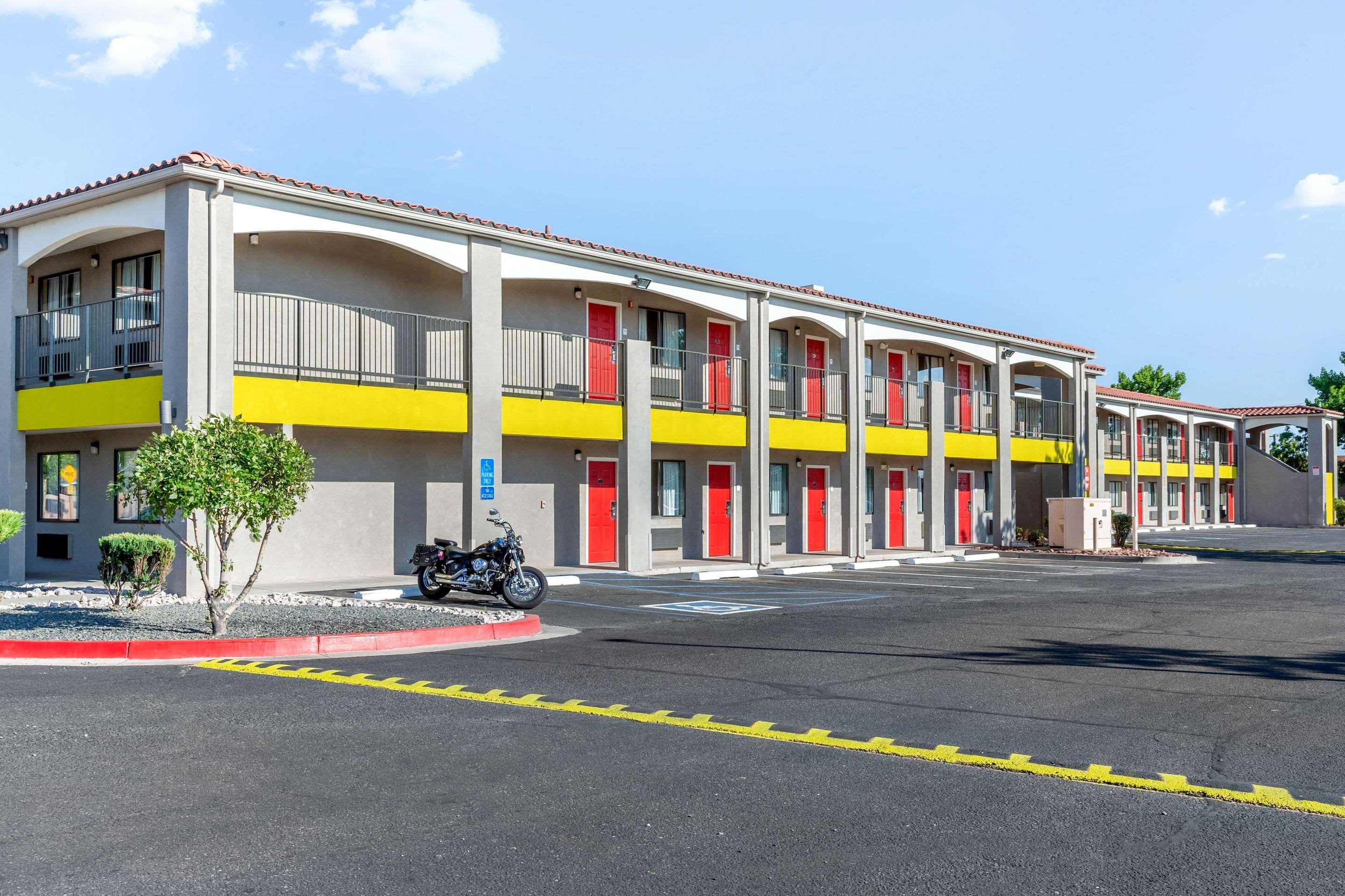Econo Lodge West - Coors Blvd Albuquerque Ngoại thất bức ảnh