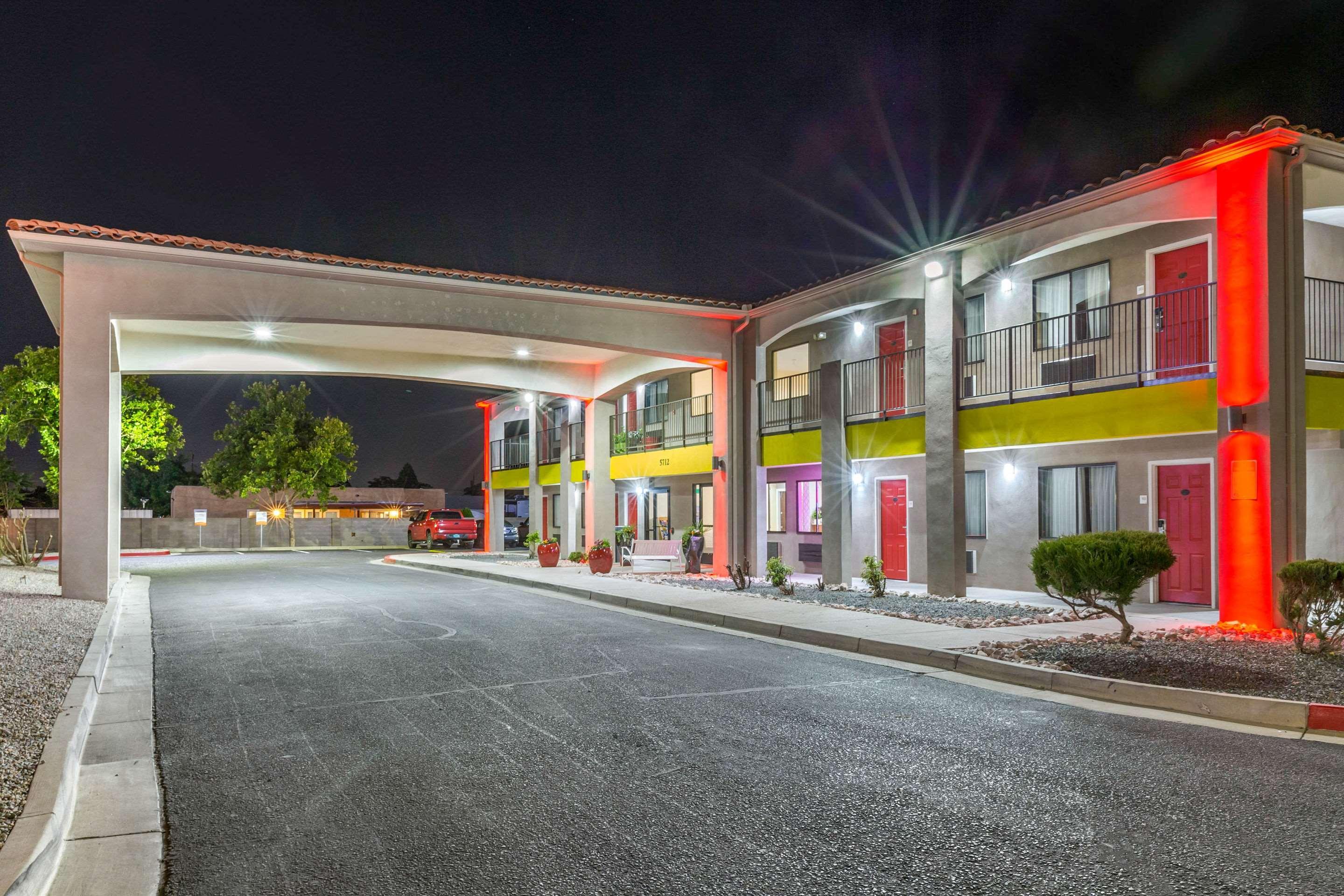 Econo Lodge West - Coors Blvd Albuquerque Ngoại thất bức ảnh